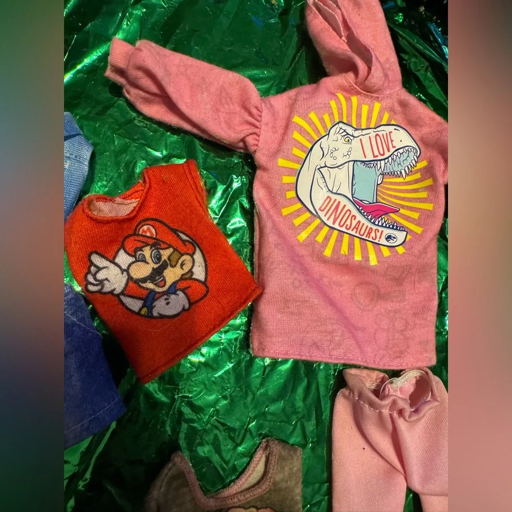 Barbie clothing lot Jurassic park, super Mario